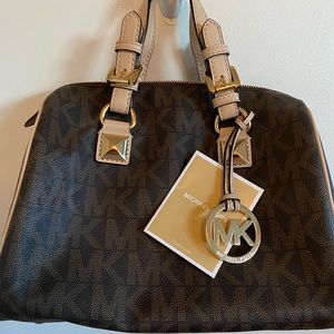 MICHAEL Michael Kors Travel Small Logo Bag